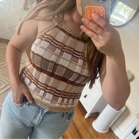 Banana republic neutral crochet tank top - Picture 3 of 6